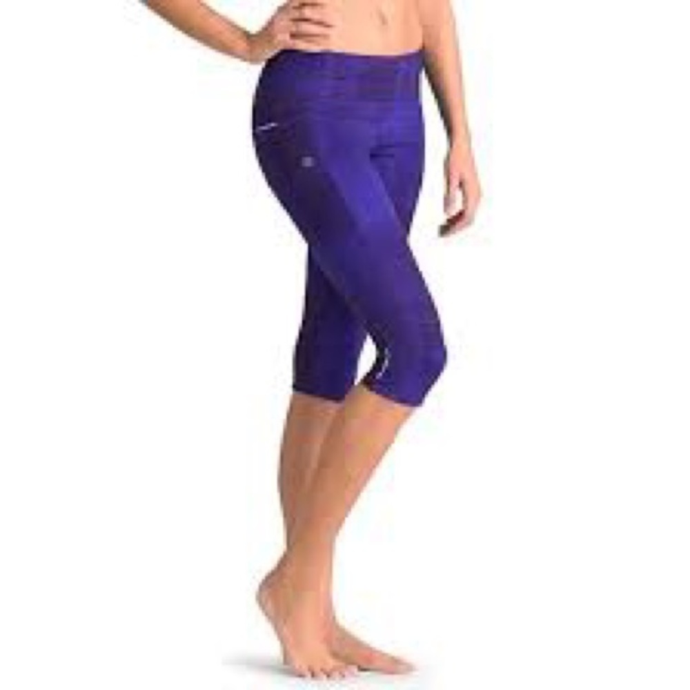 Blue Athleta cropped pants